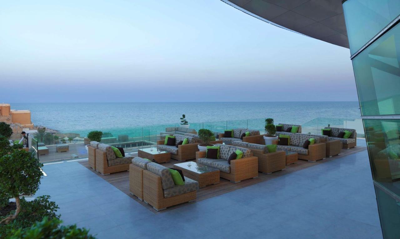 Radisson Blu Hotel, Kuwait Kuwait City Exterior foto The View