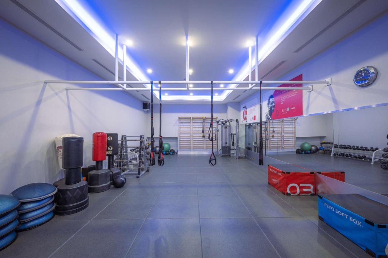 Radisson Blu Hotel, Kuwait Kuwait City Exterior foto The gym at the 2012 London Olympics